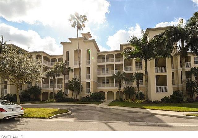 1st image of 4874 Hampshire Ct APT 203