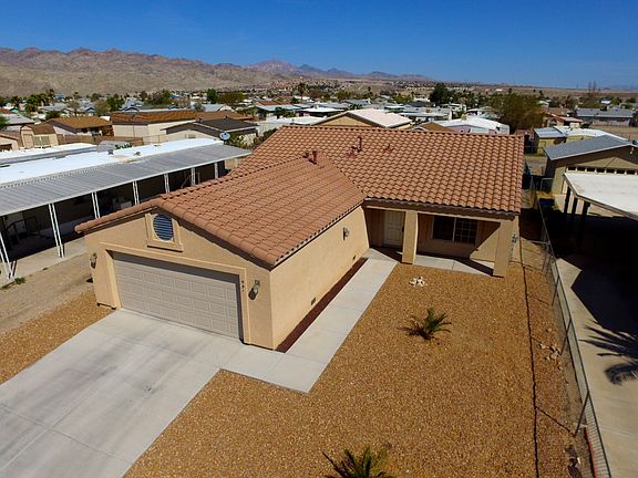 2nd image of 951 Glen Dr