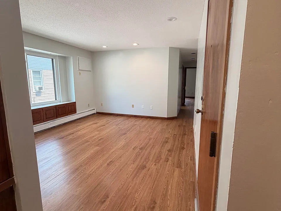 69 Mountford St #3A