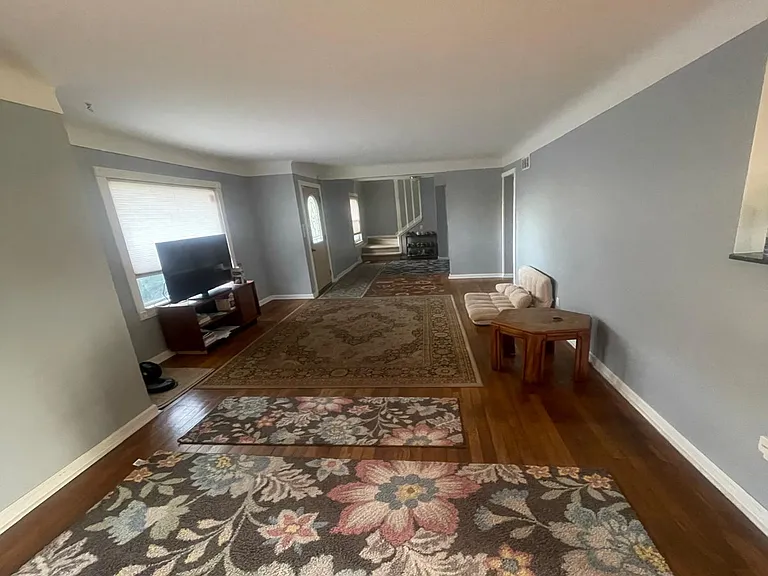 3379 Crooks Rd — Photo 2