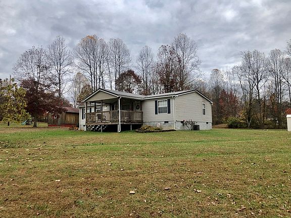 3rd image of 141 Lois Ln