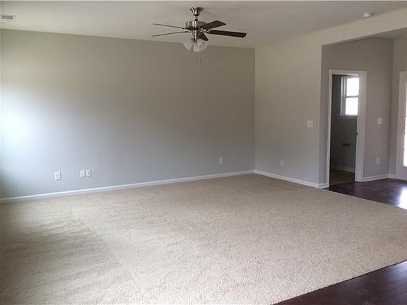 5th image of 1064 E Sagewood Dr #51