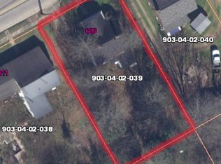 609 Milton Rd, Joanna, SC 29351