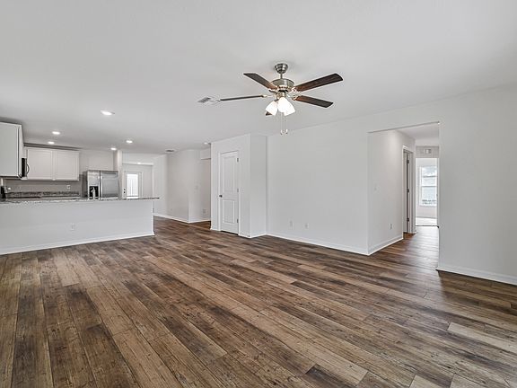 The open entertainment space of the Estero