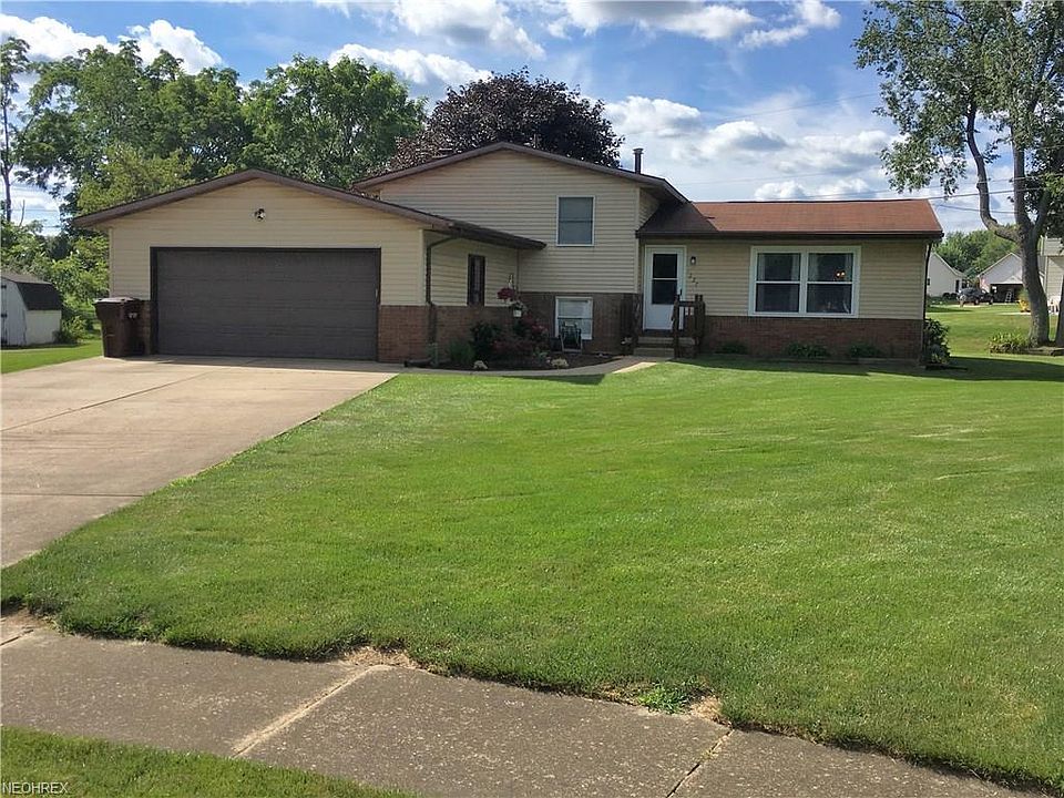 1st image of 1227 Nutwood Cir