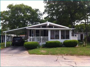 60 Arrowhead Dr, Plymouth, MA 02360