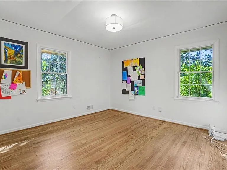 7330 Hunters Branch Dr NE — Photo 34