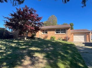 284 Bryden Rd, Steubenville, OH 43953