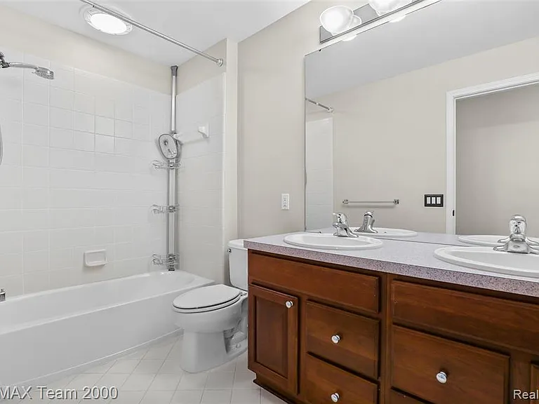 1248 Lasalle Rd — Photo 51