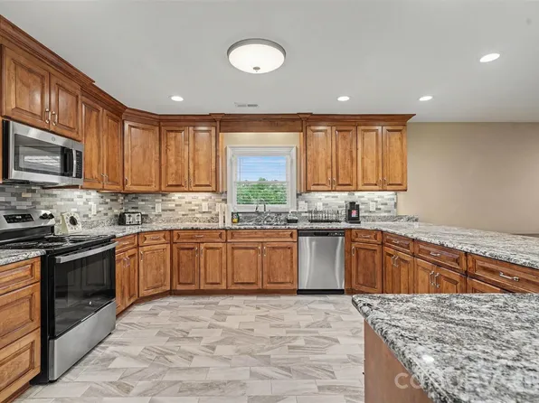 658 Hicks Hill Rd, Lawndale, NC 28090