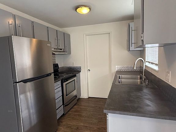 2nd image of 301-415 NE 104th Ave