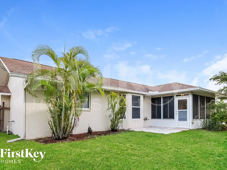 8285 Tahiti Rd — Photo 15