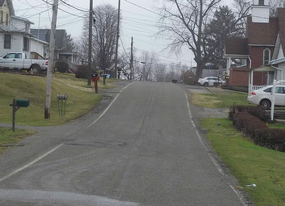 2nd image of 588 7th Ave