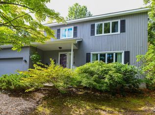 2 Pepperell Cir, Nashua, NH 03062