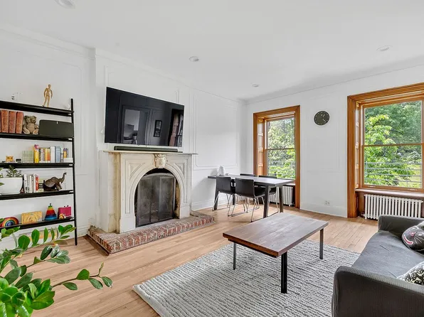 164 Washington Park APT 3, Brooklyn, NY 11205