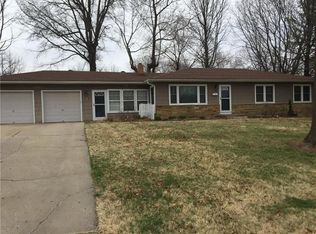 10704 E Sheley Rd, Independence, MO 64052