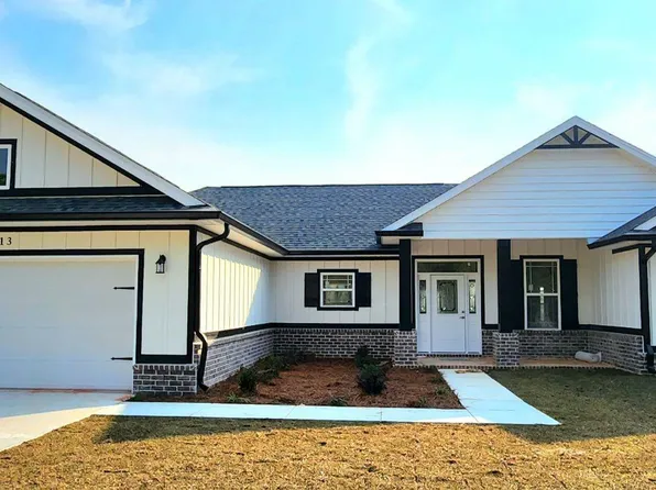 9913 Shangri La West Rd, Milton, FL 32570