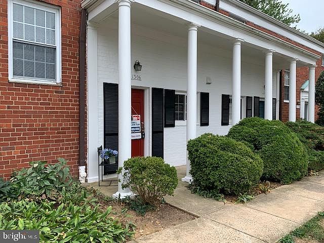 1st image of 1306 Martha Custis Dr