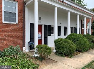 1306 Martha Custis Dr, Alexandria, VA 22302