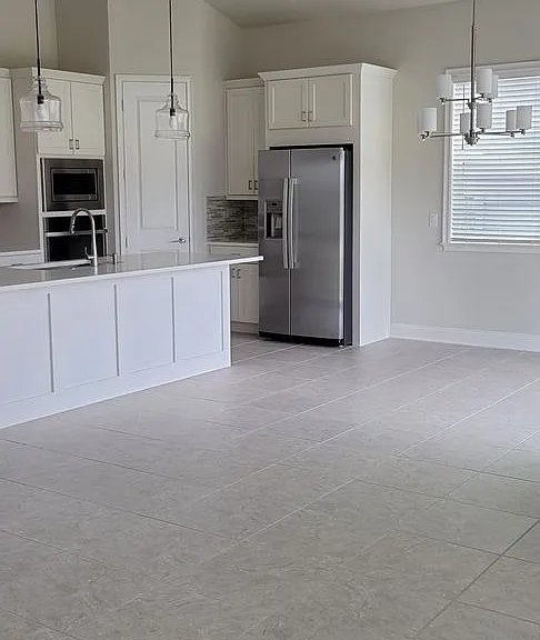 3254 SW 120th Ter — Photo 3