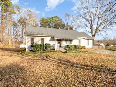 5607 Golden Needle Dr, Mc Leansville, NC, 27301