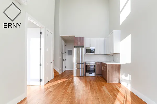 Rented by ERNY LLC | media 9