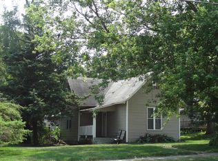 410 W Main St, Durand, IL 61024