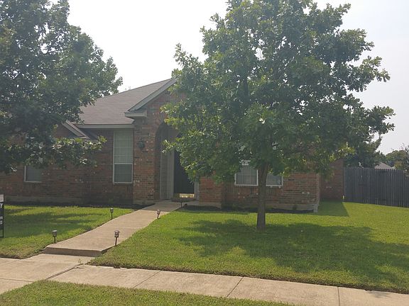 3rd image of 1816 Cedar Vista Dr