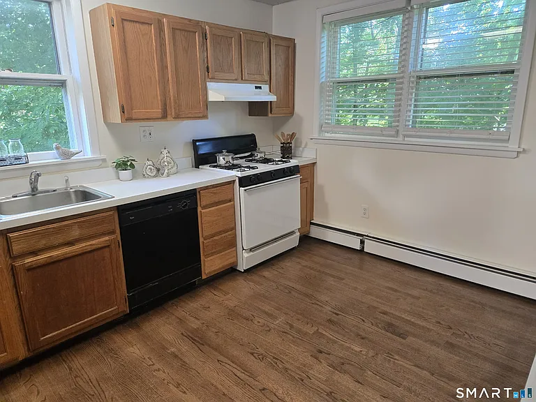 1034 Prospect Ave — Photo 7