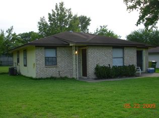 2902 Missouri Ave, Bryan, TX 77803