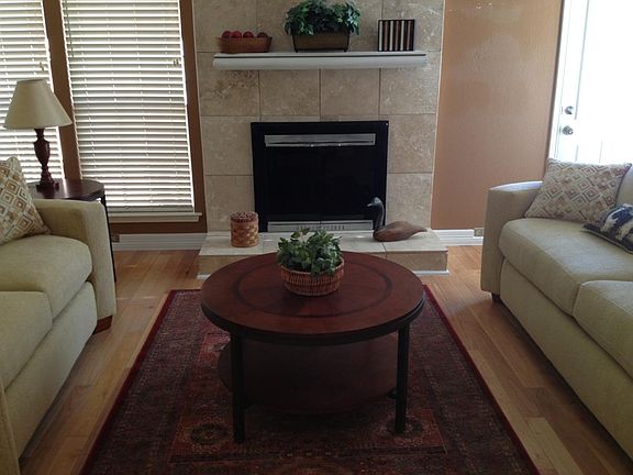 4th image of 1826 Orchard Dr