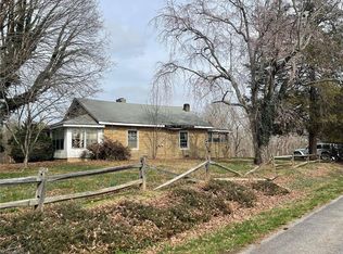 125 E Walker Rd, Elkin, NC 28621