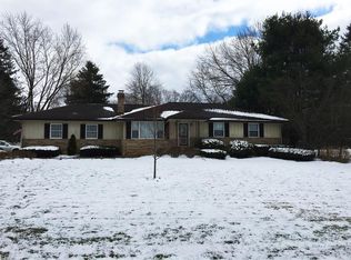 2210 McCleary Jacoby Rd, Cortland, OH 44410