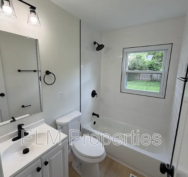 7406 Smithfield Ave — Photo 6