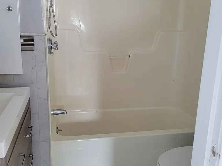 15 Montrose St #2 — Photo 11