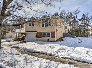 51 Wedgewood Rd, Worcester, MA 01602
