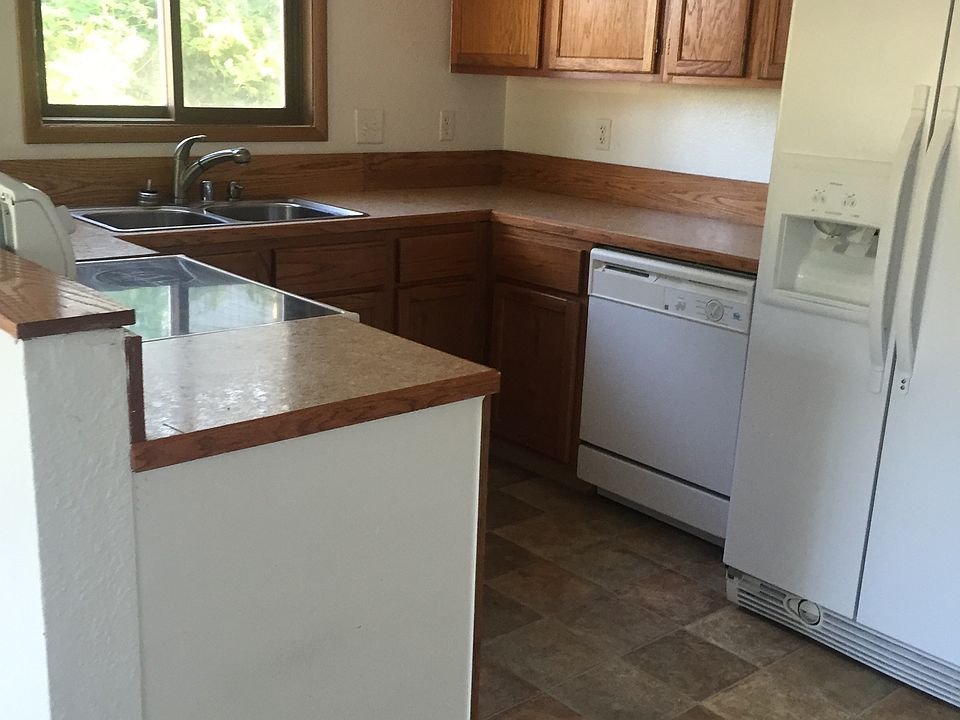 2nd image of 8324 Seacliff St #B