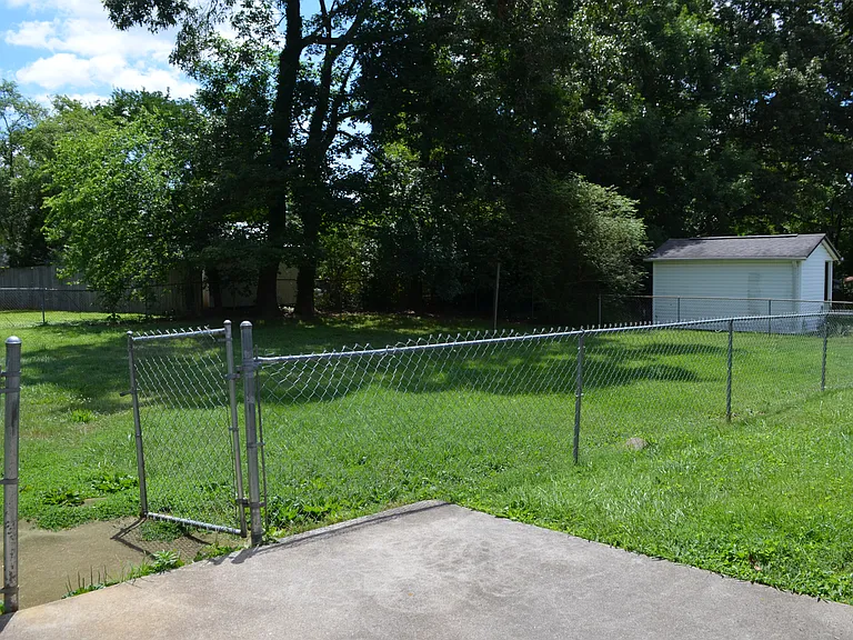 720 Waco Rd — Photo 11