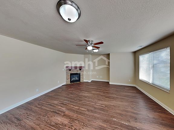 5th image of 865 Southhampton Dr
