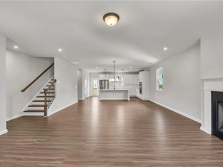 2440 Whistler Way — Photo 17