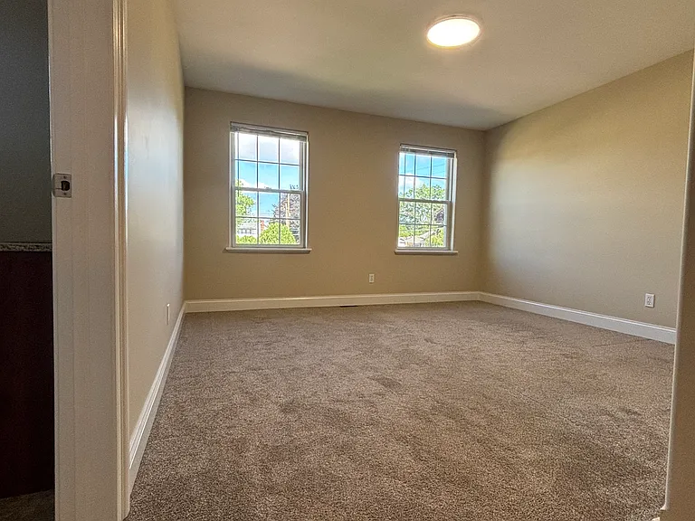 88 Yocum Dr — Photo 10