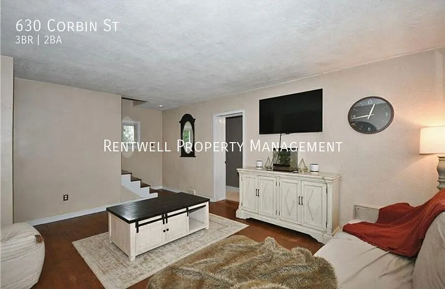 Charming 3-Bedroom Home with Finished Basement & Central AC — Photo 4