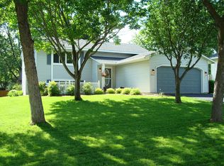 7572 Jeffery Ave S, Cottage Grove, MN 55016