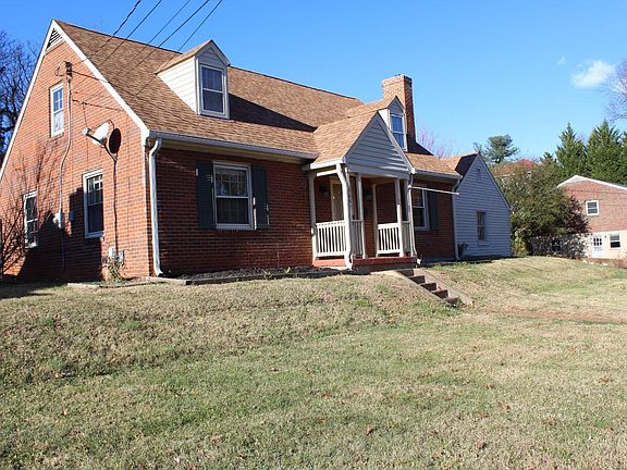 5th image of 3801 Cambria St