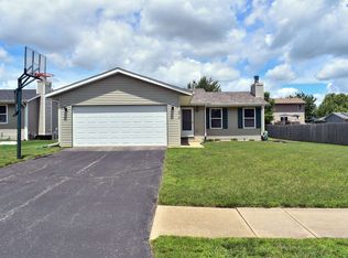 2610 Bluffside Dr, Rockford, IL 61109