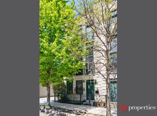 1712 W Pearson St, Chicago, IL 60622