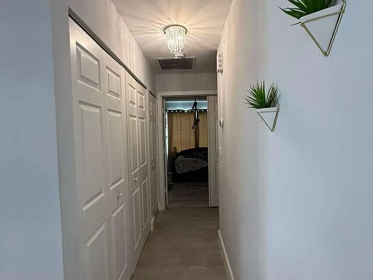 1842 Edgewater Dr — Photo 10