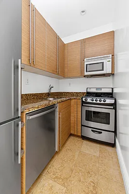 Rented by Compass | media 18