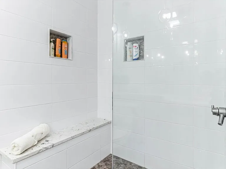 196 S Grant Ave #307 — Photo 15