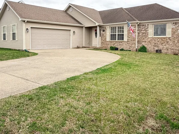 786 Claw Ct, Hopkinsville, KY 42240